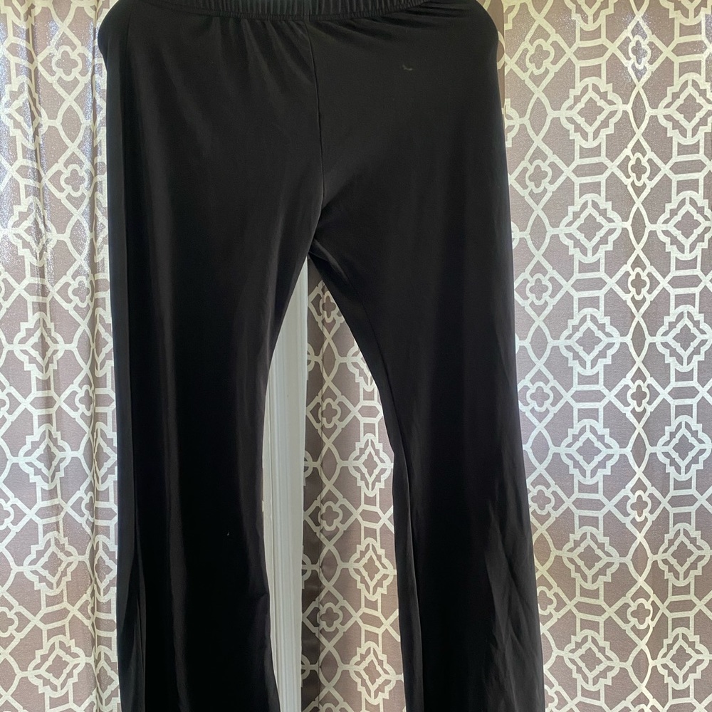 Stretch Semi-Flared Out Black Pants